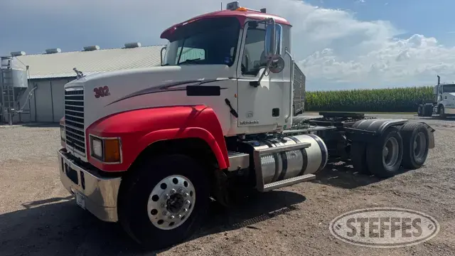 2013 Mack CHU613