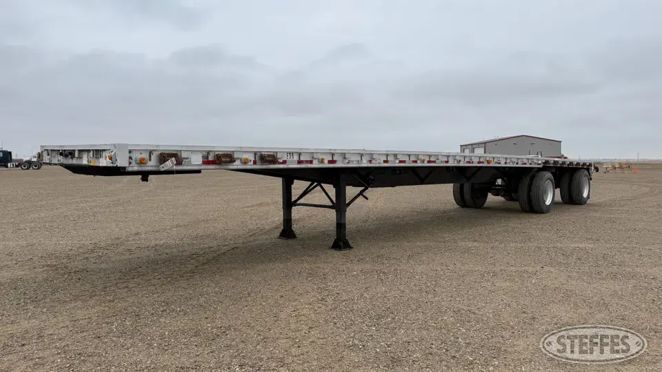 1994 Wilson CF-900 Flatbed Trailer