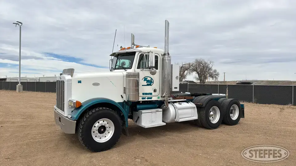 1998 Peterbilt 378 Conventional Truck without Sleeper