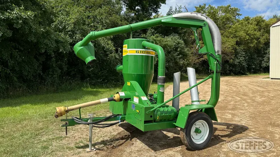 Walinga Agri-Vac 610 STD Pneumatic Grain Equipment