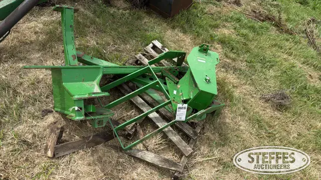 John Deere loader brackets
