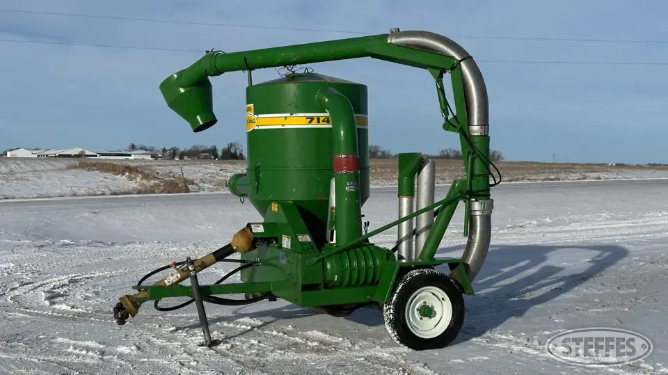 Walinga 714 Deluxe Pneumatic Grain Equipment