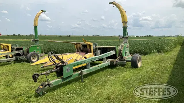 John Deere 3960