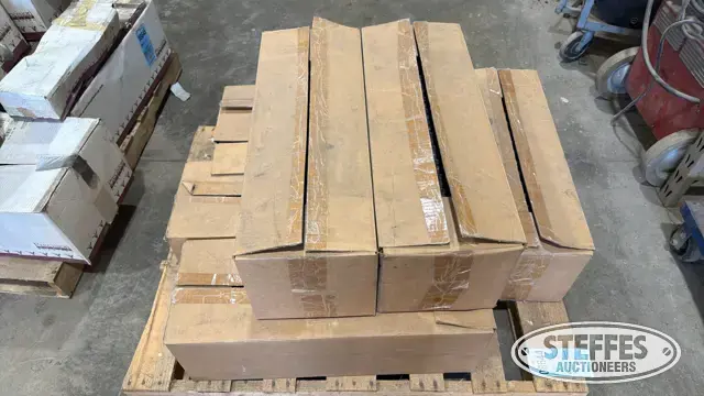 (72) John Deere soybean seed bowls