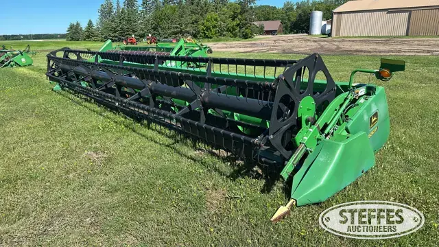 2001 John Deere 930F
