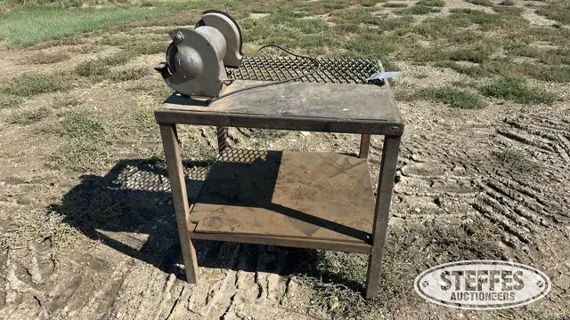 Welding table