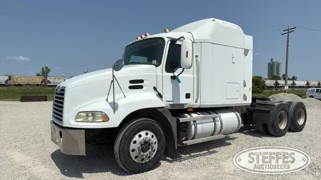 2005 Mack CXN Vision