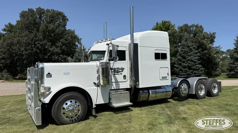 2021 Peterbilt 389 Conventional Truck with Sleeper