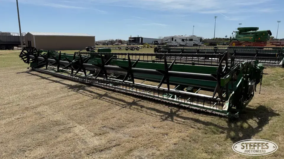 2014 John Deere 640D Draper Head