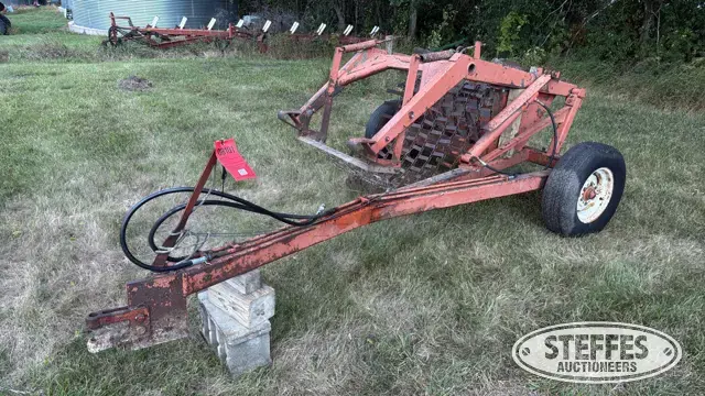 United Farm Tools rock picker