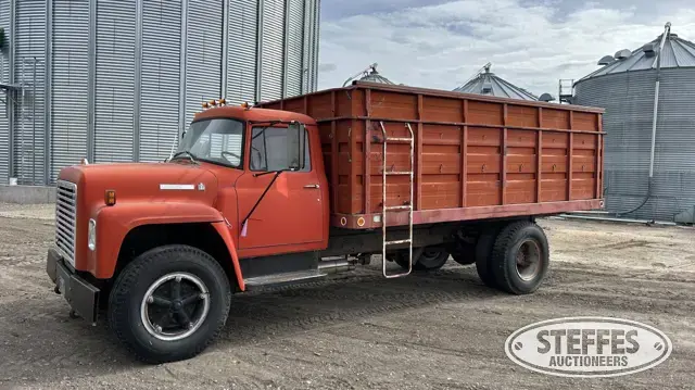 1976 International Loadstar 1700