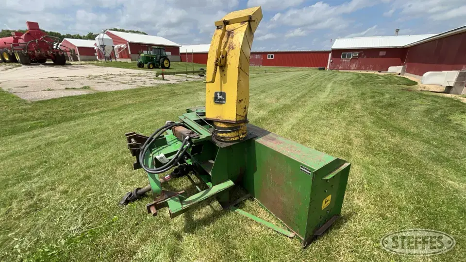 John Deere 275 3 Pt. Snowblower