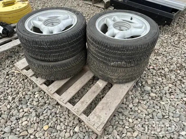 (4) Goodyear Eagle 245/45ZR17 tires