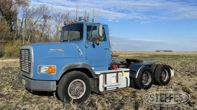 1990 Ford L9000 AeroMax