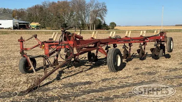 International 700 Automatic
