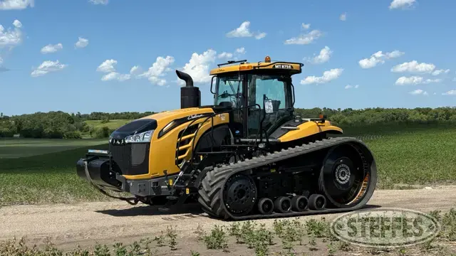 2016 Challenger MT875E