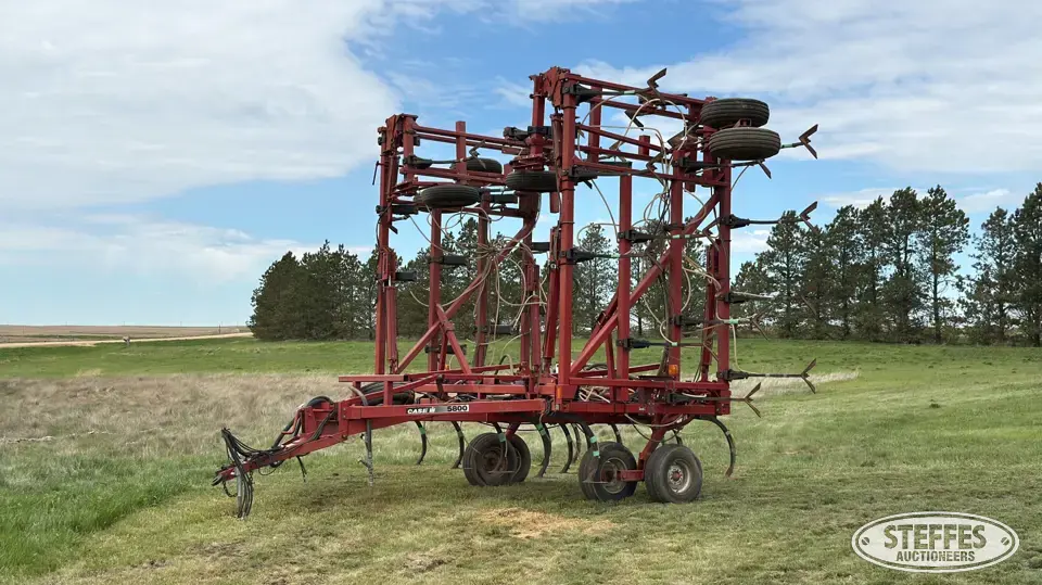 Case IH 5800/4300 Field Cultivator