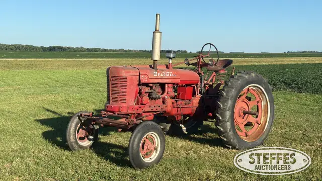 1953 Farmall Super H