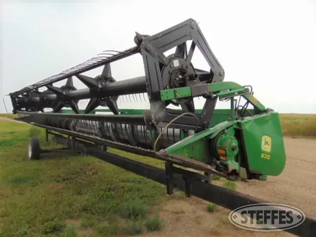 John Deere 930