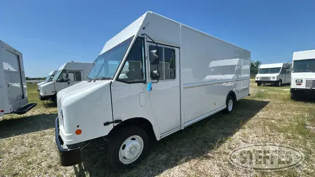 2021 Ford F59 P1100 Utilimaster