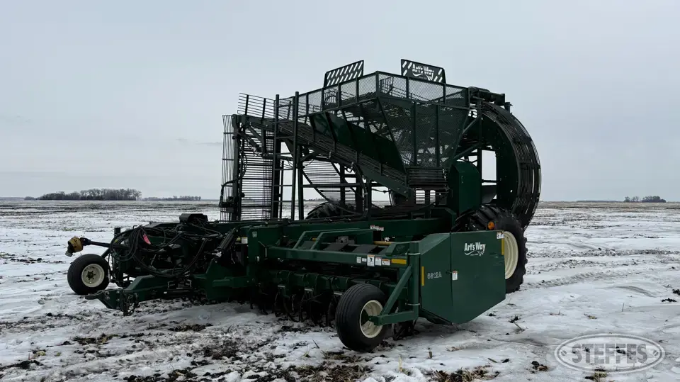 2010 Art's Way 6812A Sugarbeet Harvester