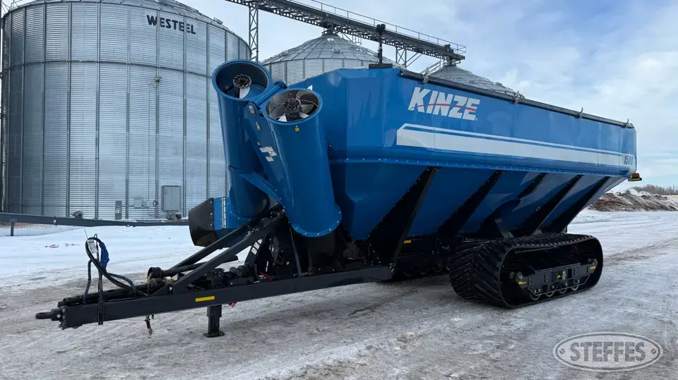 2013 Kinze 1500 Grain Cart