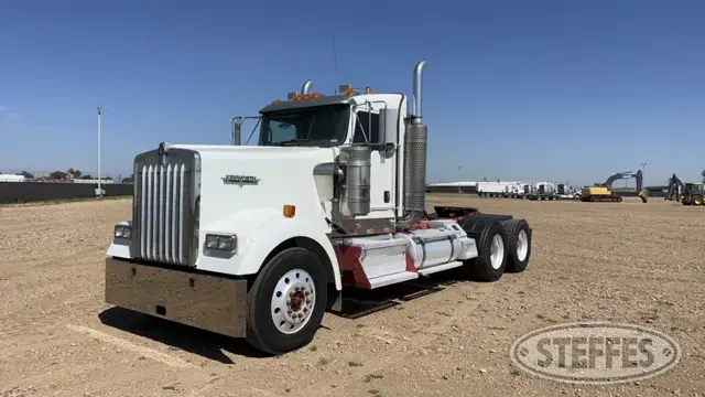 2007 Kenworth W900L