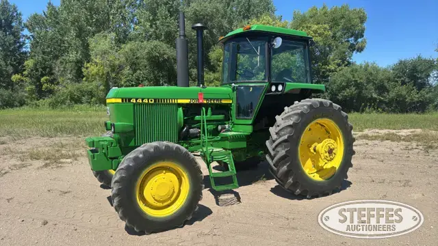 1979 John Deere 4440