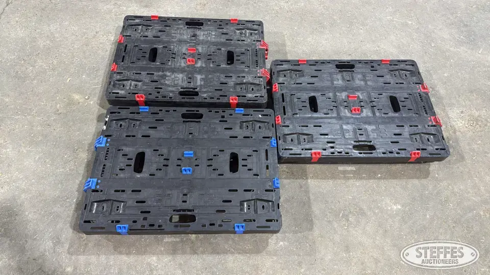 (3) Tosca rolling carts General Business Support Item