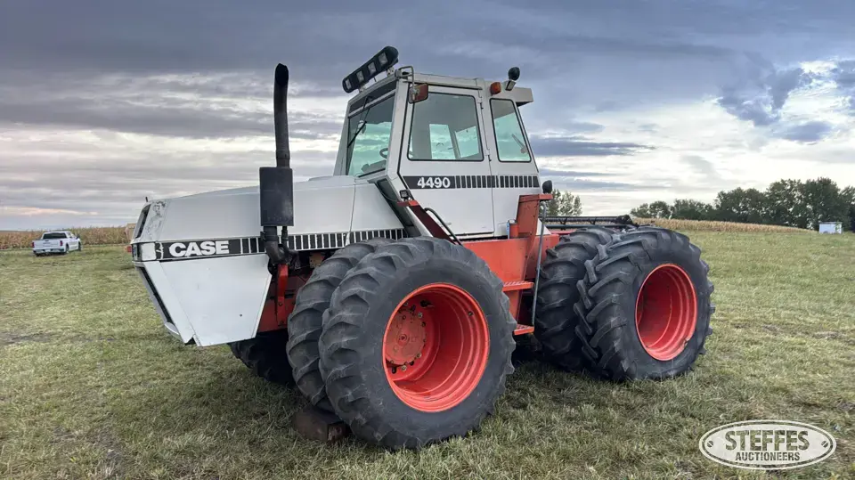 1982 Case 4490 4WD Tractor