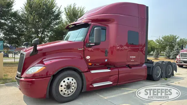 2021 International LT625