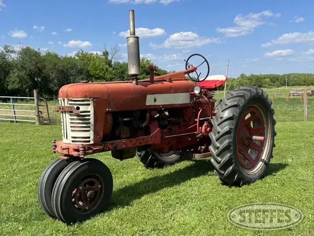 Farmall 300