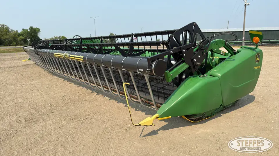 2014 John Deere 640FD Draper Head