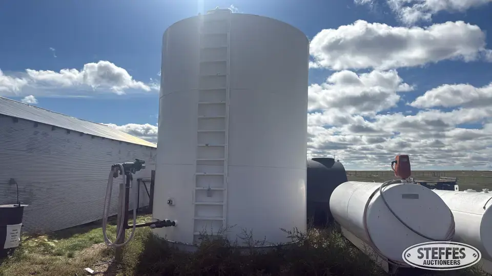 12,800 gal. fuel tank