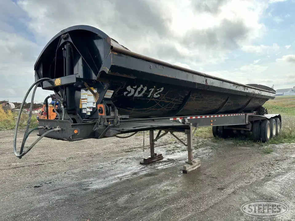 2014 Clement SD3424 Side Dump Trailer