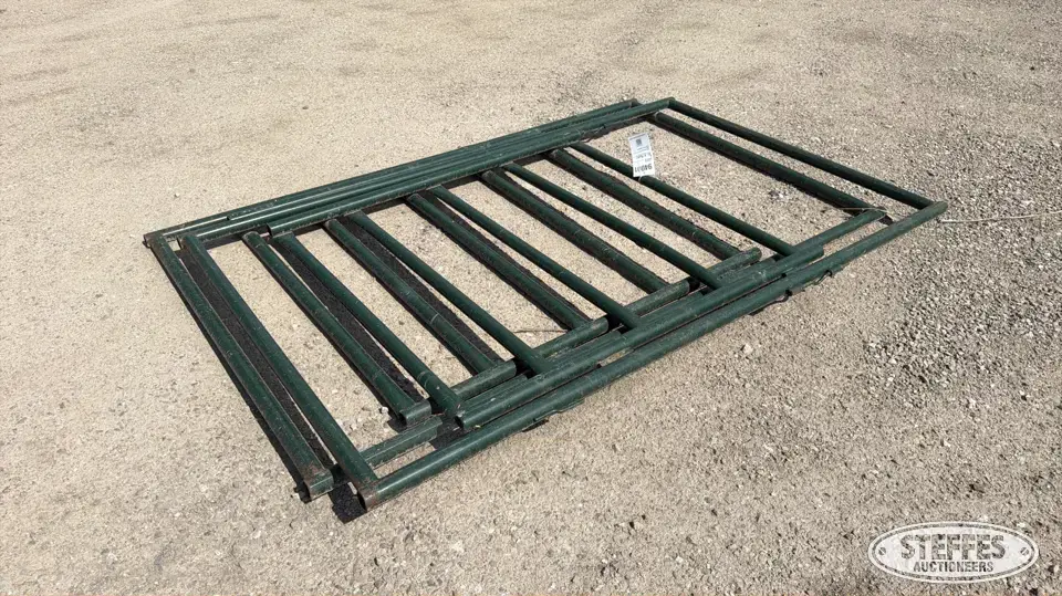 (2) Livestock panels w/gates Livestock Handling