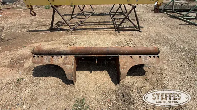 Truck tail roll