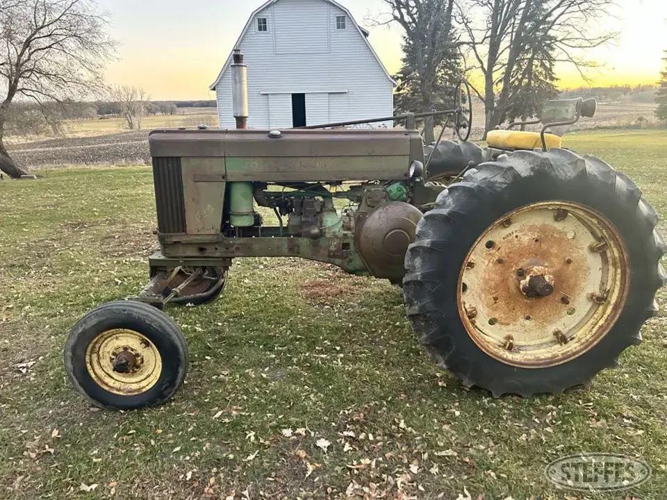 1957 John Deere 620 Collectible Show Tractors-Stationary Engine