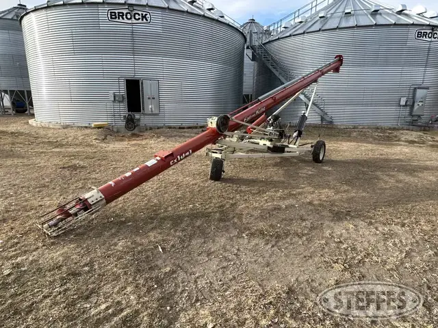 2017 Farm King CX1041