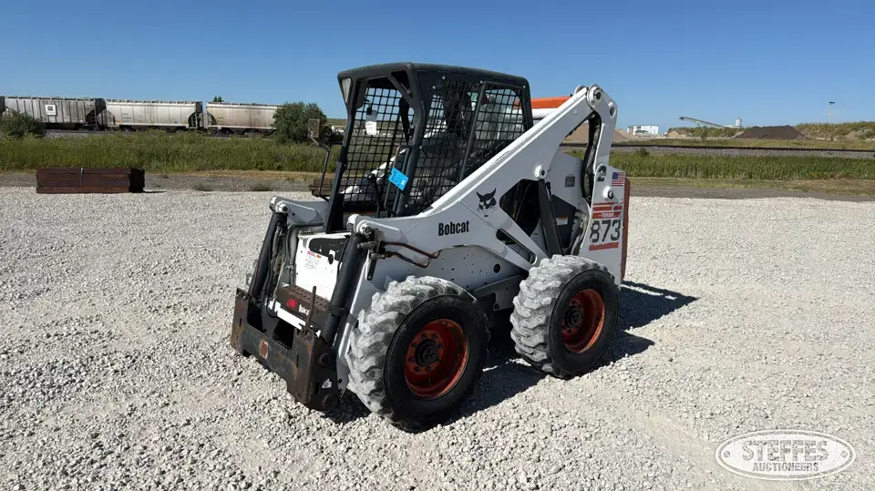 Bobcat 873 Wheeled Skid Steer