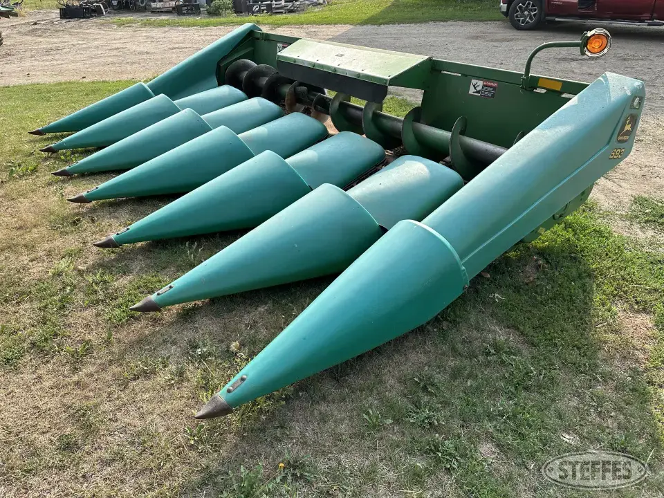 1994 John Deere 693 Corn Head