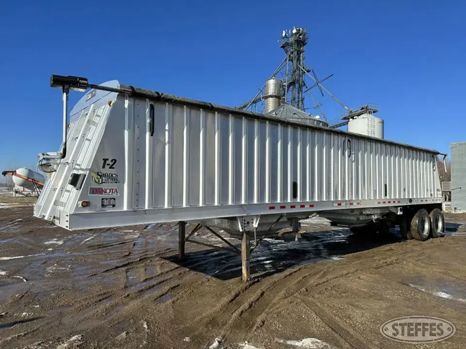 2012 Dakota Hopper Bottom Trailer