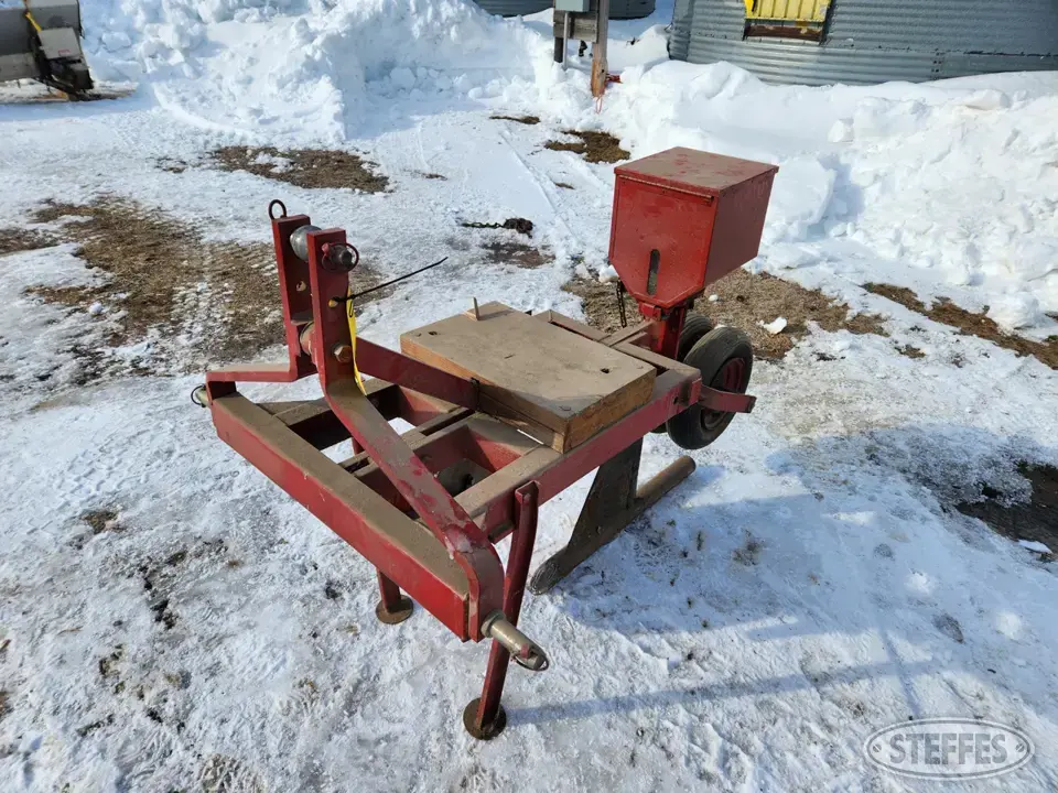 Elston Farm Support Item