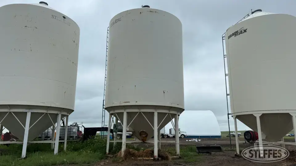 Meridian Stor-King Hopper Bin