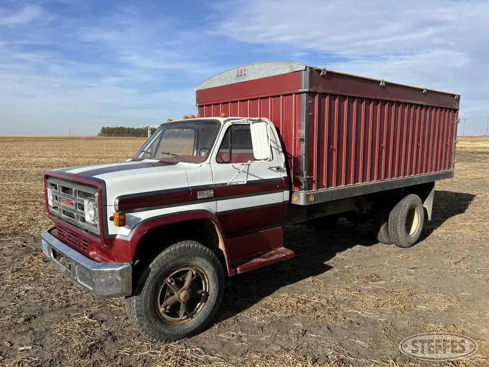 1976 GMC 6500 Sierra Grande Single Axle Boxed Truck