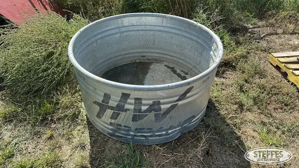 HW Brand stock tank Feeders and Bunk