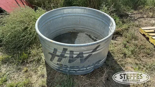 HW Brand stock tank