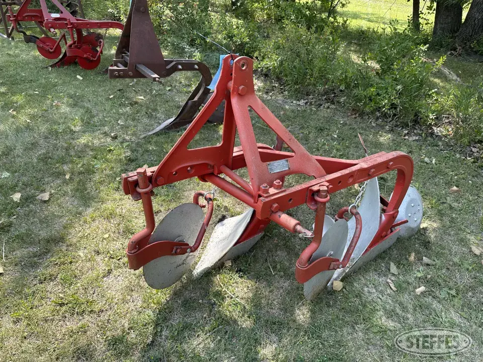 Dearborn 10-1 Plow