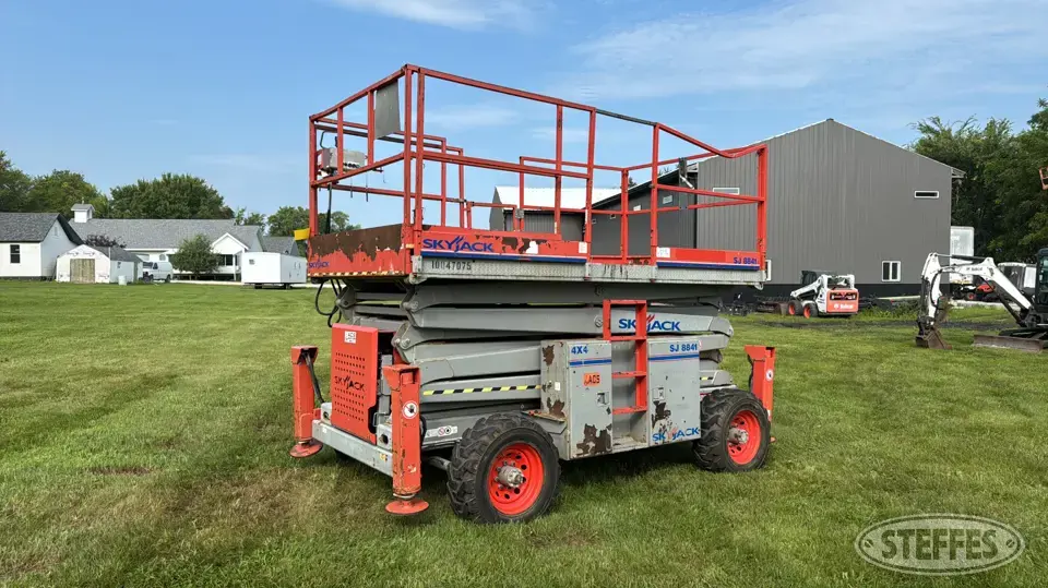 Skyjack SJ 8841 Scissor Lift