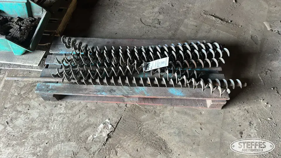 Flighting Ag Equipment Part